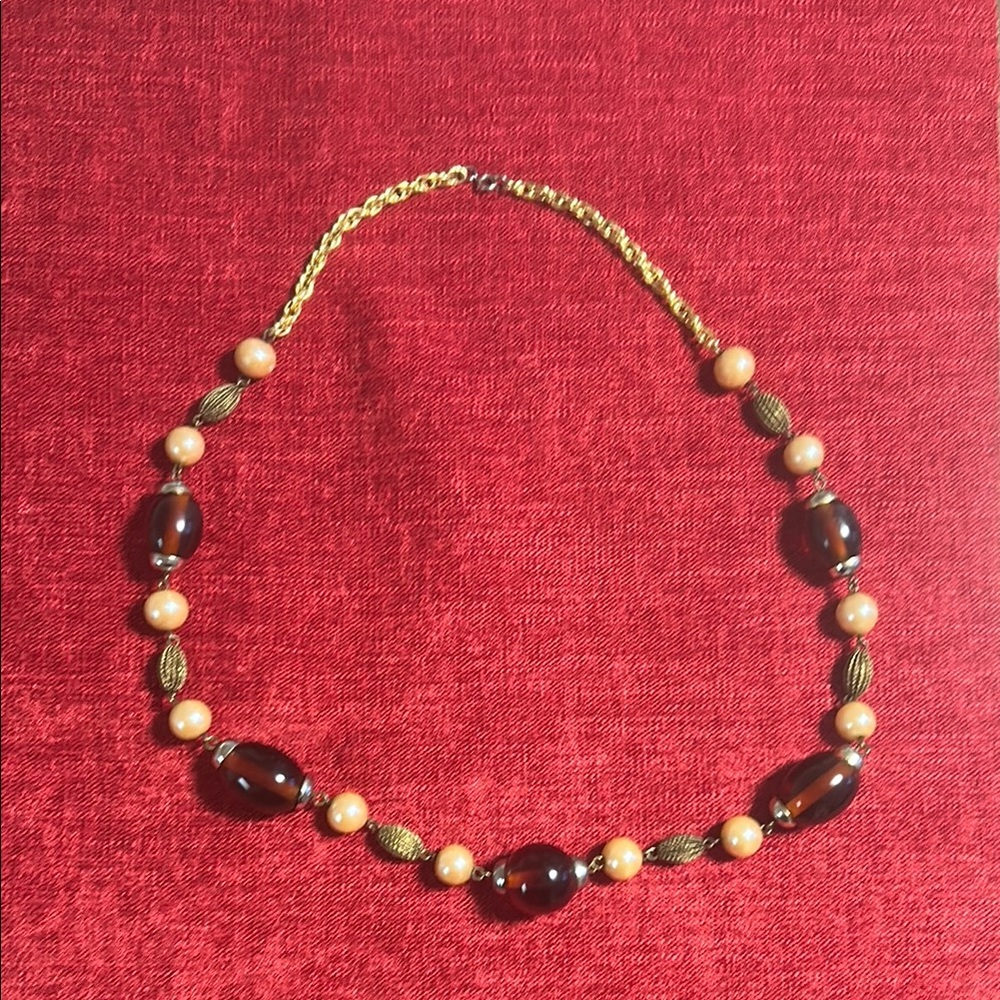 Costum jewelry large brown beads